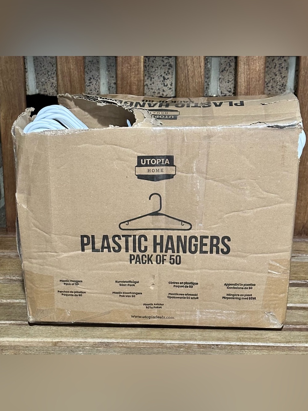 Utopia Home 50 Plastic Hangers Built-in Strap Hooks - White - New Open Box